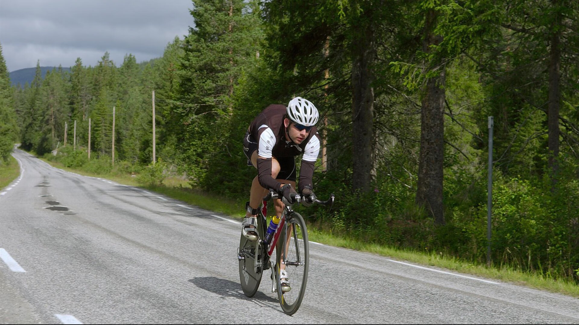 开云体育2026-西决生死战焦点战，智利碾压皇家社会，足球殖民主义的幽灵回响