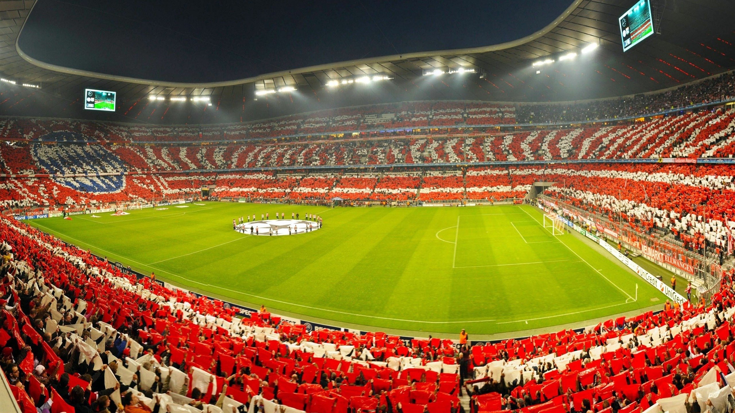 开云体育官方网站-莱万点燃赛场,曼联连续得分压制塞维利亚,红魔的战术革命与意志胜利