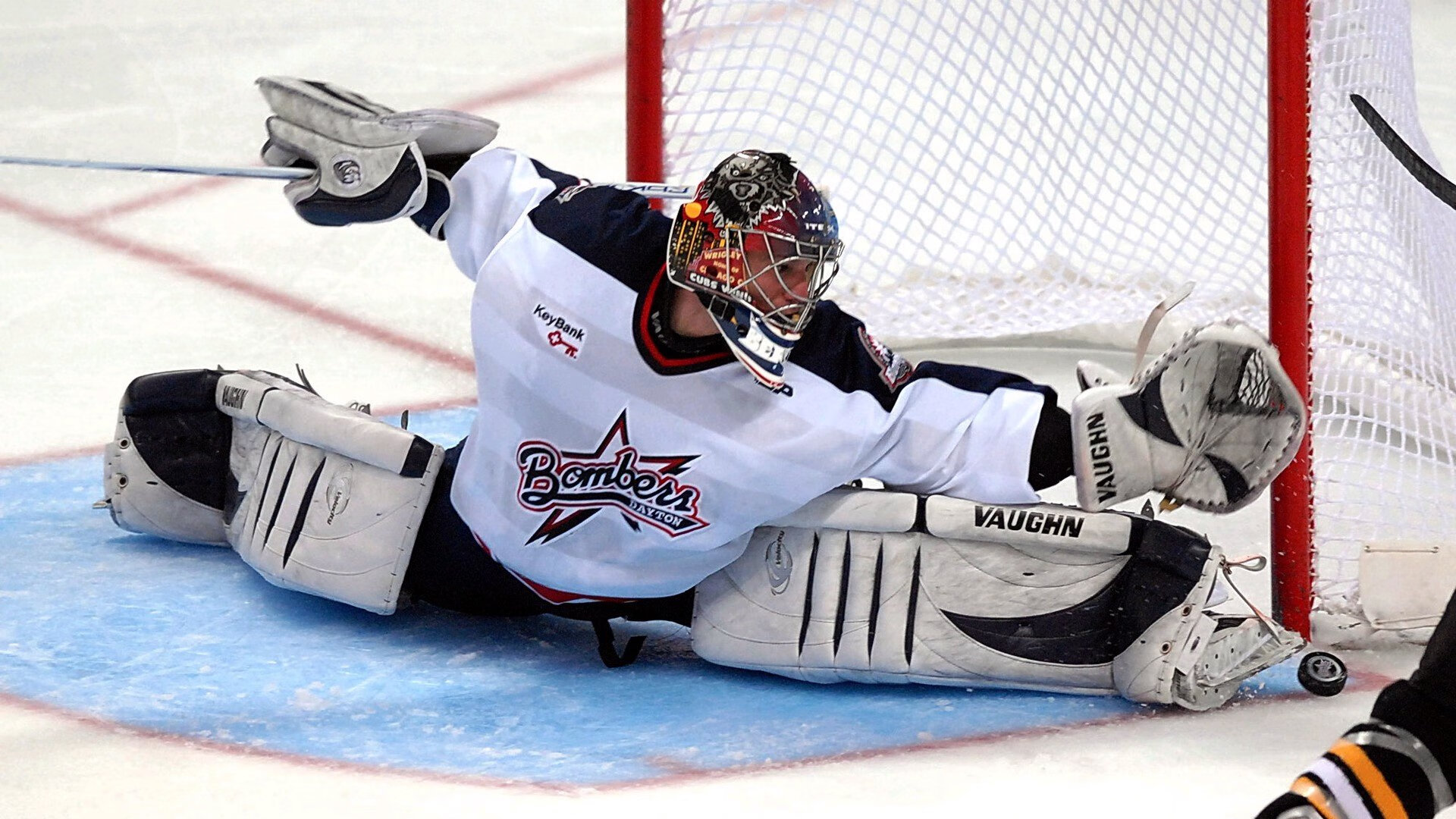 开云体育平台APP-欧冠淘汰赛之夜，卡塞米罗在焦点战证明自己，沉默的基石如何定义伟大